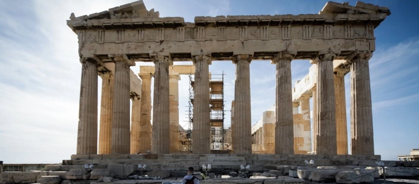 Κλειστό το πλάτωμα του Ιερού Βράχου της Ακρόπολης λόγω εργασιών